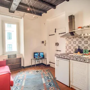 Lovely Flat In The Heart Of Trastevere , Roma Italia